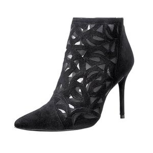 Stuart Weitzman  Booties 39
